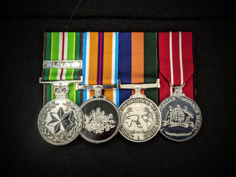 Replica medals set of 4 Full-size